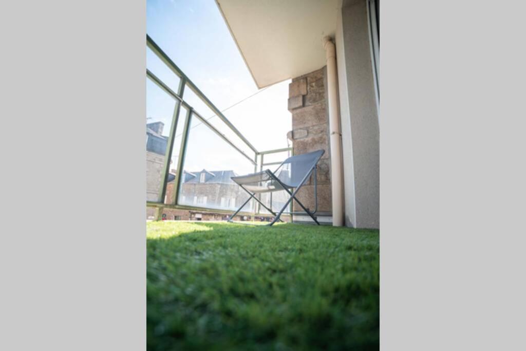 Cherokee Apartment Dinan Exterior photo